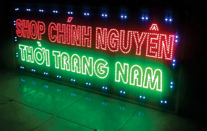 Làm biển quảng cáo giá rẻ tại Lạc Long Quân