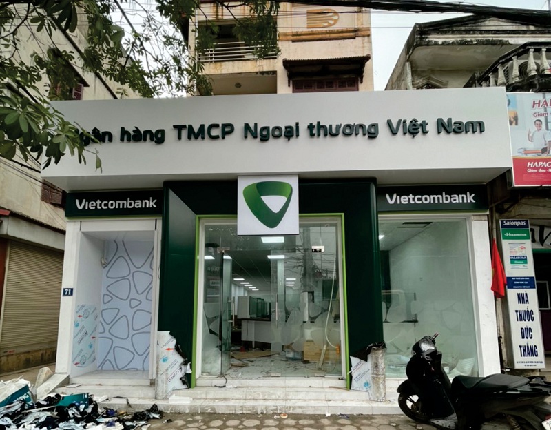 Làm biển quảng cáo Vietcombank 
