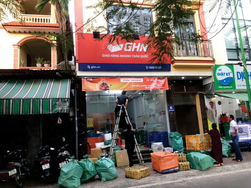 Xưởng thi công biển quảng cáo tại Nam Từ Liêm
