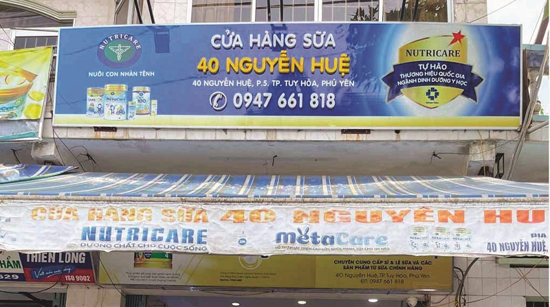 Biển hiệu cửa hàng sữa